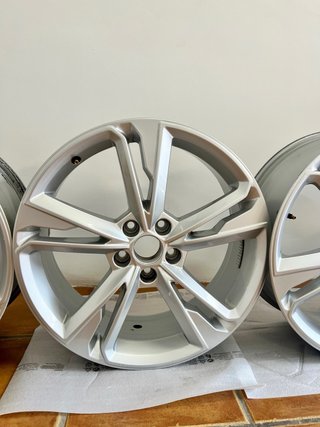 Llantas Audi Q3 Sportback 19” Originales