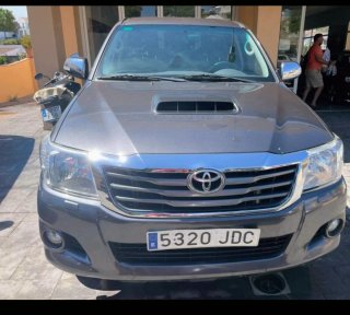 Toyota Hilux 2015