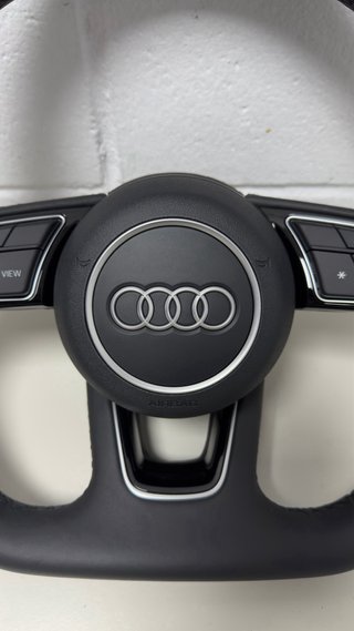 Volante Audi Achatado
