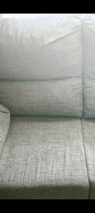Sofá 2 plazas gris cómodo y práctico