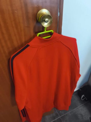 Chaqueta Adidas Roja Unisex