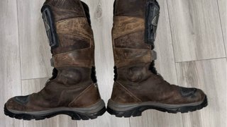 Botas Moto Trail Forma Negras y Marrón Vintage