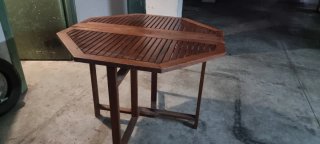 Mesa y 2 sillas plegables madera jardín
