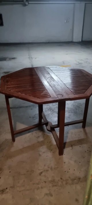 Mesa y 2 sillas plegables madera jardín