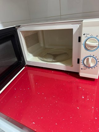 Microondas Orbegozo Blanco