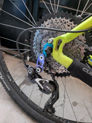 Bicicleta Cube Attention 29" (2012)