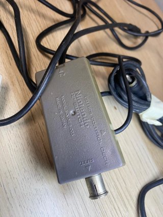 2 Mandos Nintendo NES Originales y cable antena