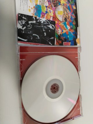 ULTIMO DE LA FILA, Enemigos de lo Ajeno, CD