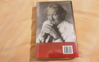 Coppia Libri Satira: Bossic Instinct & Sfacciati