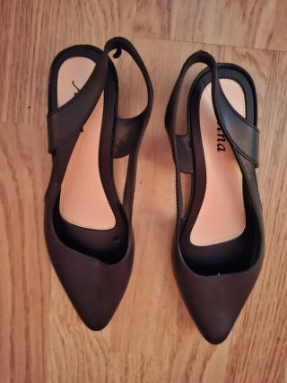 Zapatos de verano material goma, nuevo!