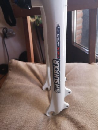 Horquilla SR Suntour 4610 V2 28