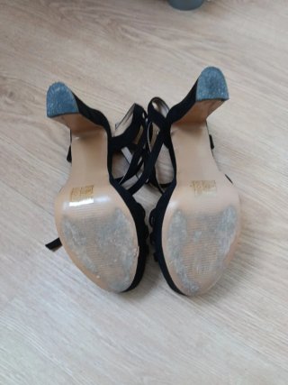 Sandalias tacón Marypaz negras talla 40