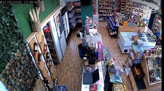 Se traspasa tienda de alimentación y frutería