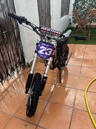 Vendo un ebox 2.0 v2, es como un surron bicicleta.