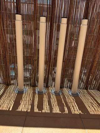 Postes/Pilonas blancas con Base Ajustable (4 uds)