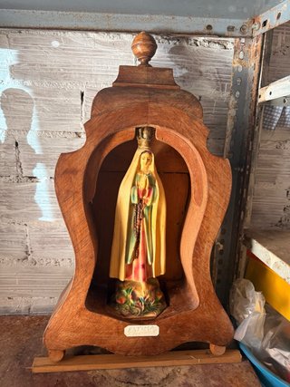 Virgen de Fátima madera tallada y pintada