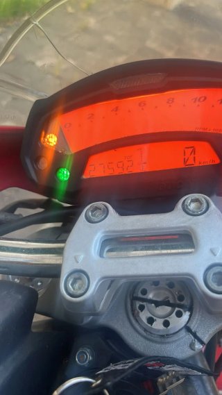 Ducati Monster Roja Manual