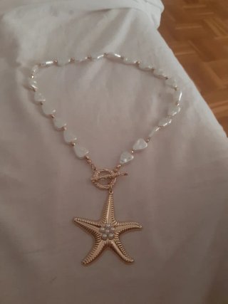 Collar con colgante de estrella de mar