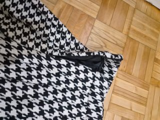 Falda de cuadros blanco y negro