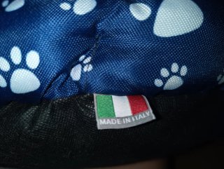 Cama perro/gato pequeña, nueva, diseño huellas