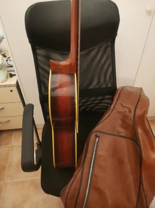 Guitarra Admira Modelo Desiree + funda