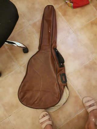 Guitarra Admira Modelo Desiree + funda