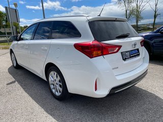 Toyota Auris 2014