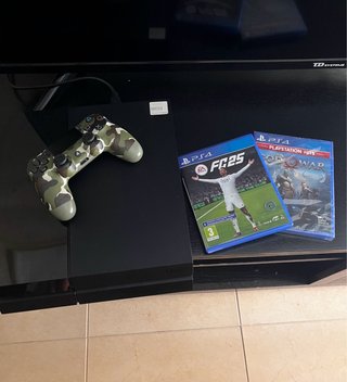 PS4 (PlayStation 4) + 2 Juegos y un joestyc