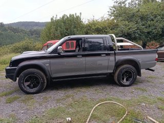 Mitsubishi L 200 2004