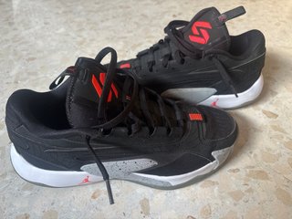 Zapatos Jordan Luka 2 Negro Rojo