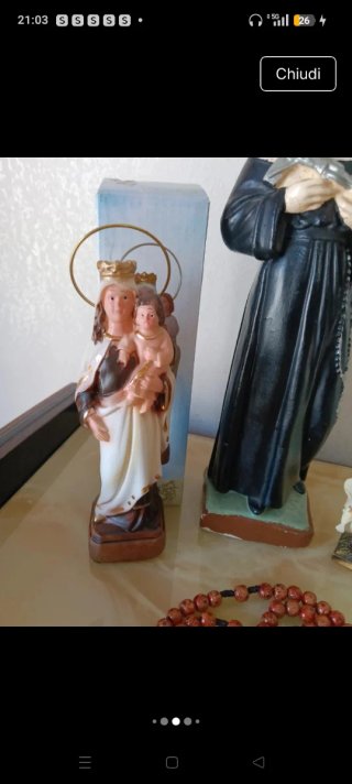 Set statue sacre