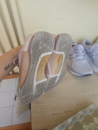 Nike Metcon 9 Talla 36.5 Rosas