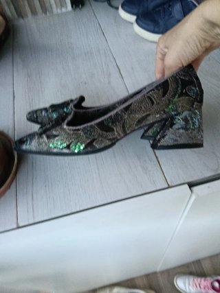 URGE VENDER ...Zapatos RAS tacón bajo terciopelo f