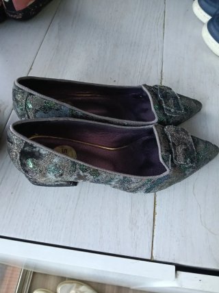 URGE VENDER ...Zapatos RAS tacón bajo terciopelo f