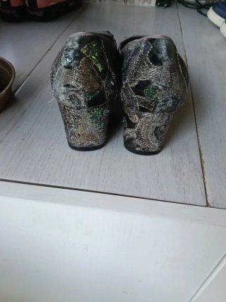 URGE VENDER ...Zapatos RAS tacón bajo terciopelo f