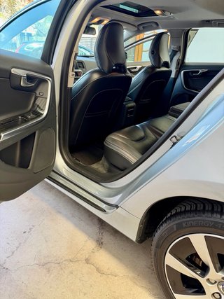 Volvo V60 D6 Hybrido Enchufable Diesel + Electrico