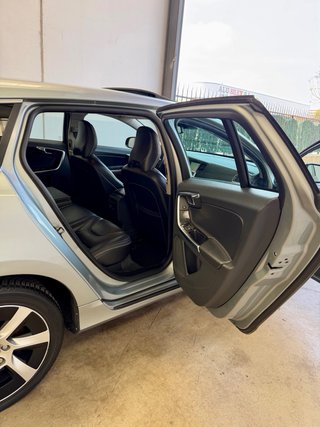 Volvo V60 D6 Hybrido Enchufable Diesel + Electrico