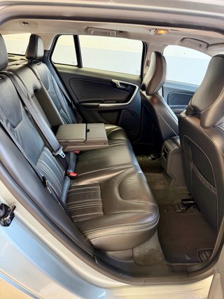 Volvo V60 D6 Hybrido Enchufable Diesel + Electrico