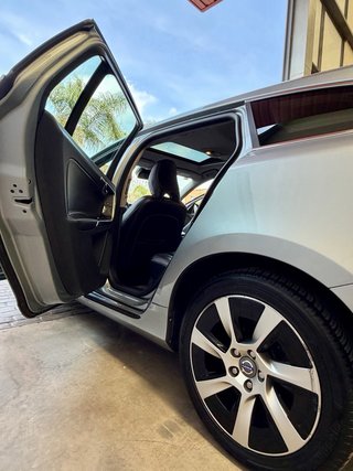 Volvo V60 D6 Hybrido Enchufable Diesel + Electrico