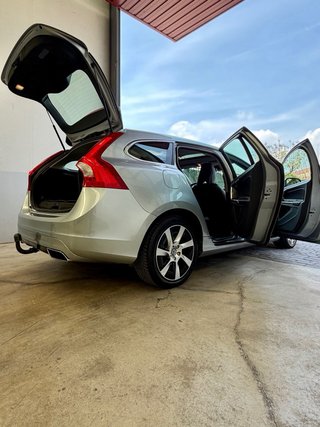 Volvo V60 D6 Hybrido Enchufable Diesel + Electrico