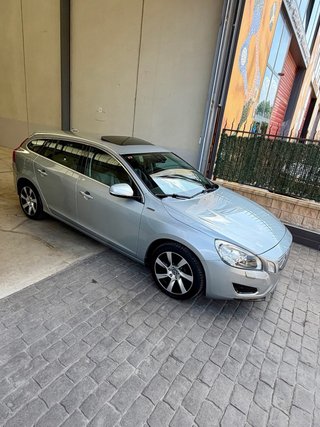 Volvo V60 D6 Hybrido Enchufable Diesel + Electrico