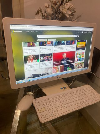 Ordenador LG All-in-One Blanco
