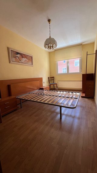 Se vende piso en Valencia de Don Juan