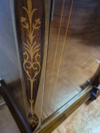 Aparador clásico madera noble marquetería