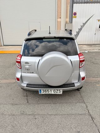 Toyota RAV4 2010