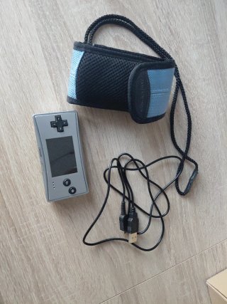 Nintendo Game Boy Micro Plata