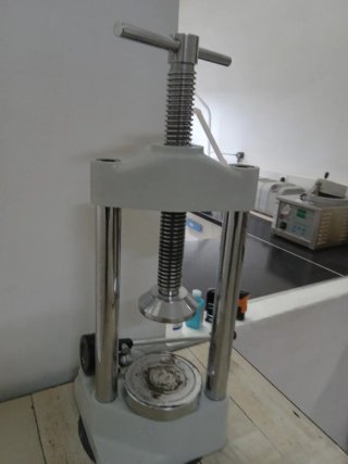 Prensadora manual de metal