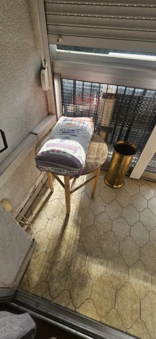 Mueble de salón madera y cristal
