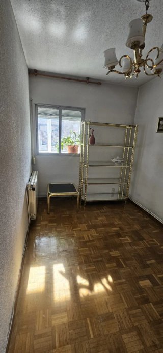 Mueble de salón madera y cristal