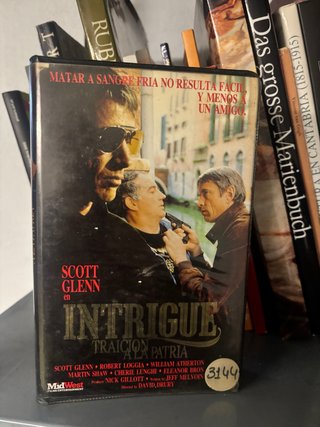 VHS Intrigue traicion a la patria
